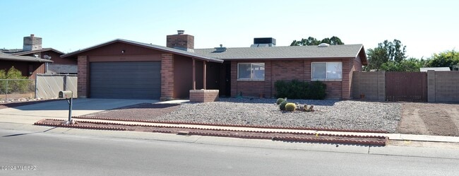 Building Photo - 3777 W Horizon Hills Dr