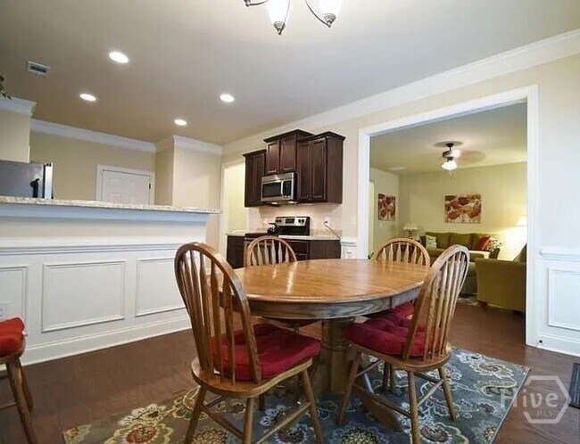 Photo - 157 Putters Dr