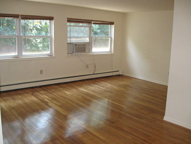 Photo - Grande Apartments