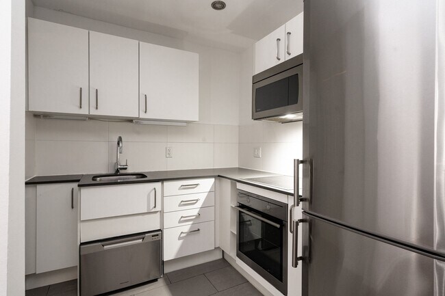 Photo - 56 Maitland Street Unit 206