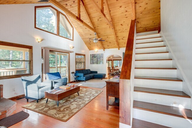 Photo - 932 Kiowa Dr Unit ID1386243P