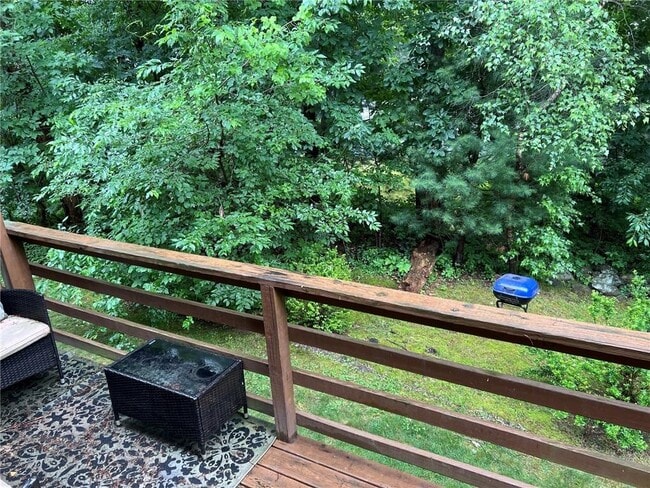 Photo - 206 Arthurs Way