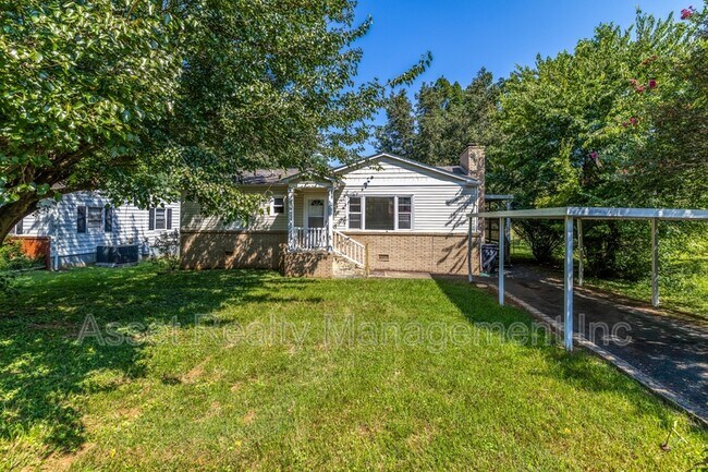 Photo - 2139 W Gilbert Ln