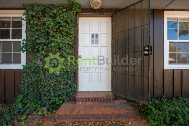 Building Photo - CALL US TODAY AT (505) 808-6467 TO SCHEDULE A CONVENIENT SHOWING