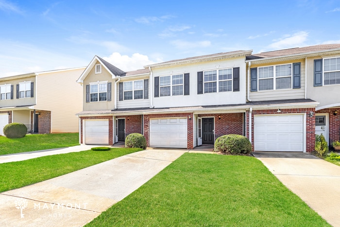 Photo - 708 Georgetown Ln