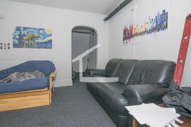 Photo - 2bed apartment in Allston available in 9/1/2026