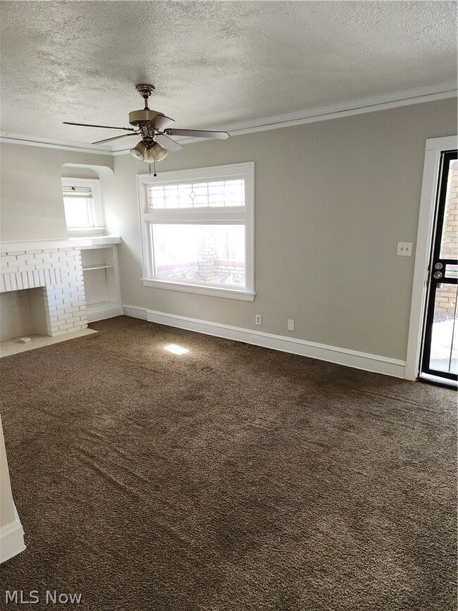 Photo - 1483 Genesee Rd