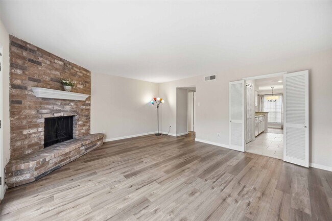 Photo - 10336 Briar Forest Dr
