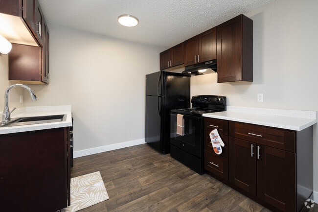 Interior Photo - Chestnut Hills