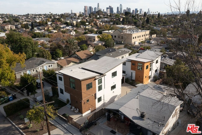 2512 Berkeley Ave