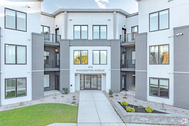 410 Washington Ave - 410 Wave