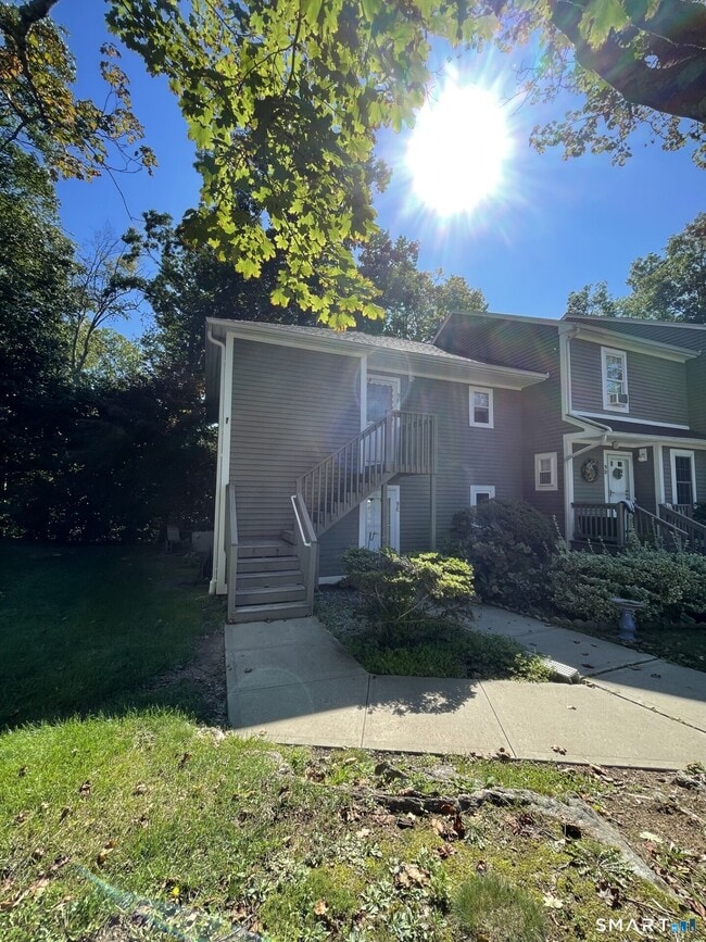 Building Photo - 53 Brushy Plain Rd Unit 9F