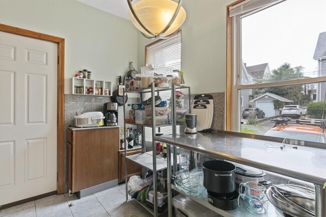 32 William St Unit 1