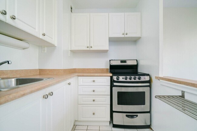 Photo - Forest Hill Area Unit 1