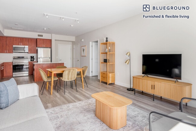 Photo - 24 Union Square Unit FL3-ID1387