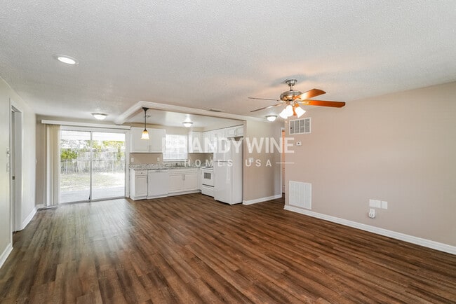 Photo - 8509 Portulaca Ave