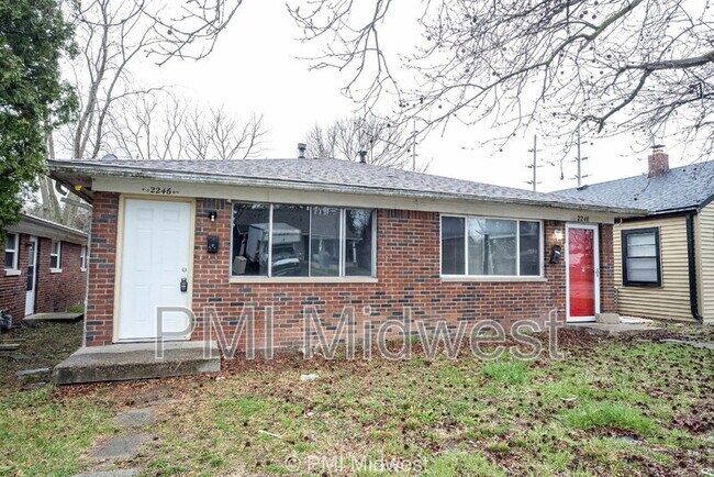 Photo - 2246 N Leland Ave