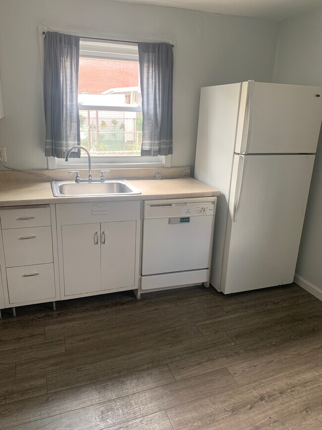 Photo - 129 Locarna Way