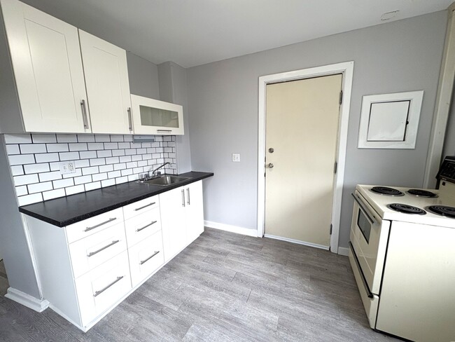 Photo - 140 Adelaide St Unité 3