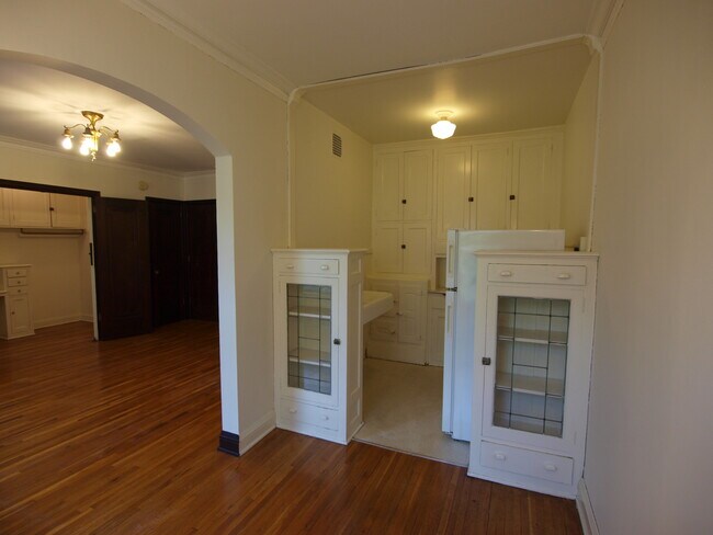 Photo - 2446 Colfax Ave S