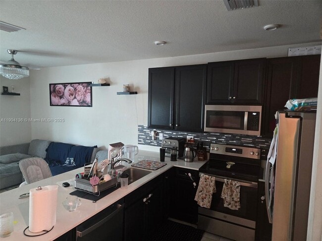 Photo - 392 NW 11th Ct