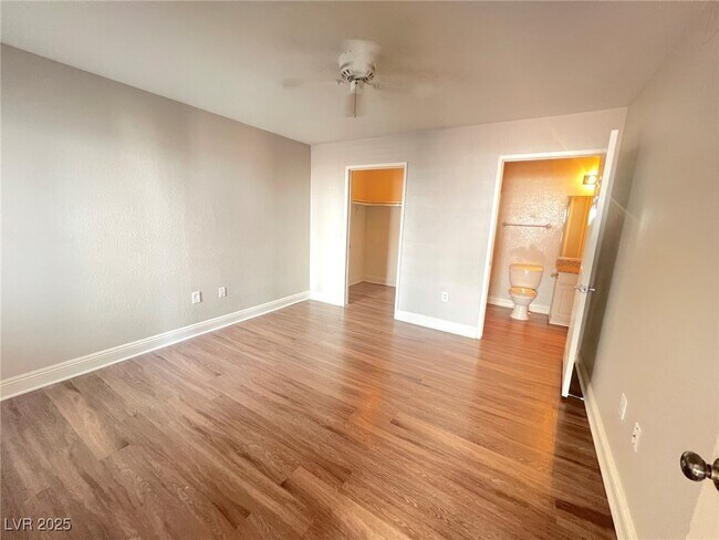 Photo - 6800 E Lake Mead Blvd Unidad 1118