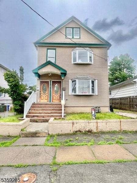 Building Photo - 826 E Curtis St Unit 2 Rental