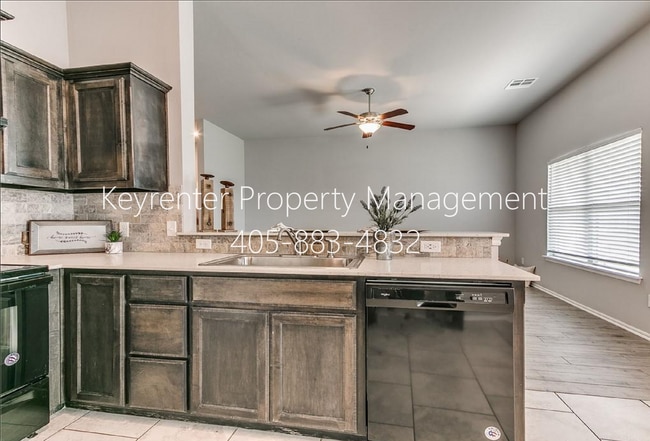 Photo - Beautiful 3 Bedroom 2 Bathroom Home in Edmond!