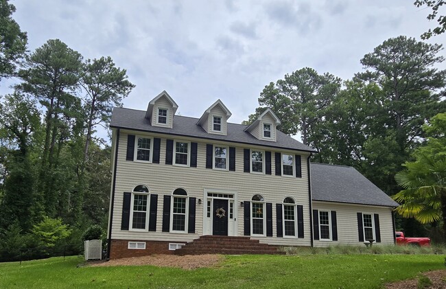 Photo - 120 Wendover Rd