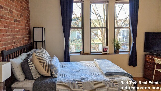 Photo - 29 Brainerd Rd Unidad 203