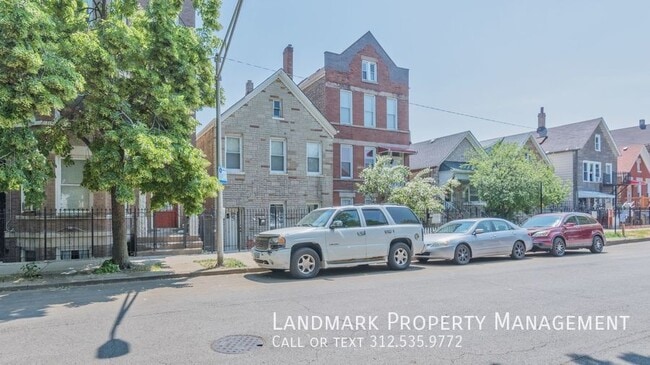 Building Photo - 2625 W 21st Pl Unit 2