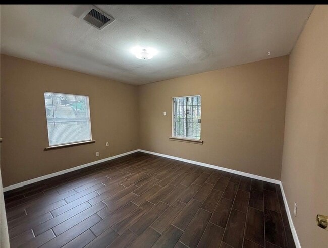 Photo - 11216 Rusty St