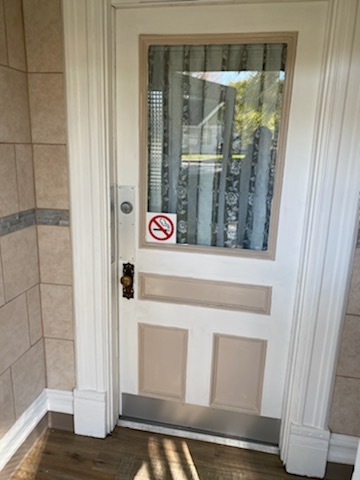 Entrance - 713 Bank St Apartments