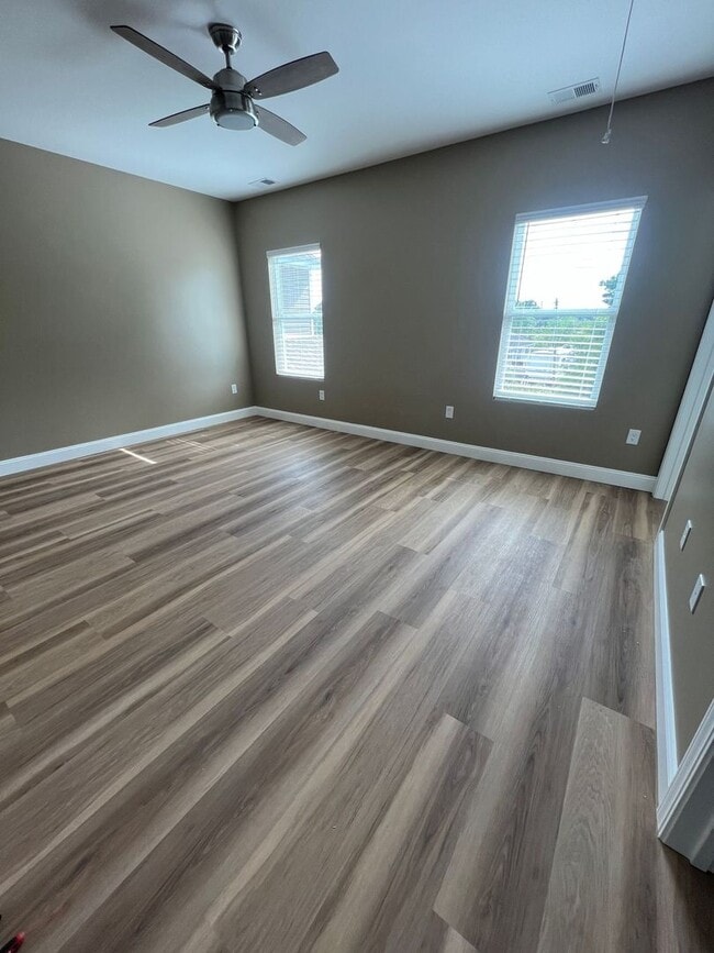 Photo - 3 BR, 2 BA Apartment - No HOA
