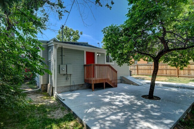 New Sunnyside House, Full Remodel, 2Bed/2Bath
