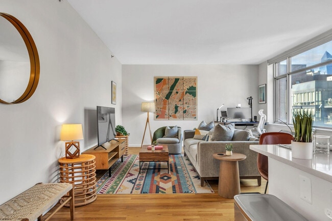 Photo - 120 W 21st St Unidad SI FL14-ID408746P