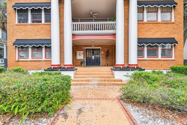 Building Photo - 249 4th Ave N Unit #12