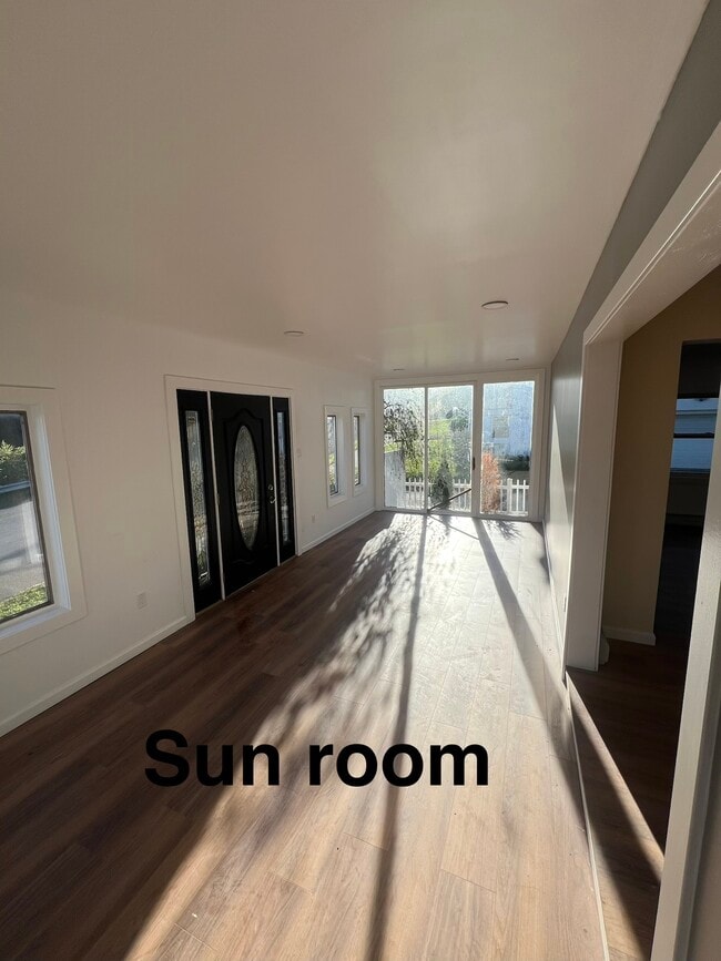 Photo - 436 Brook St