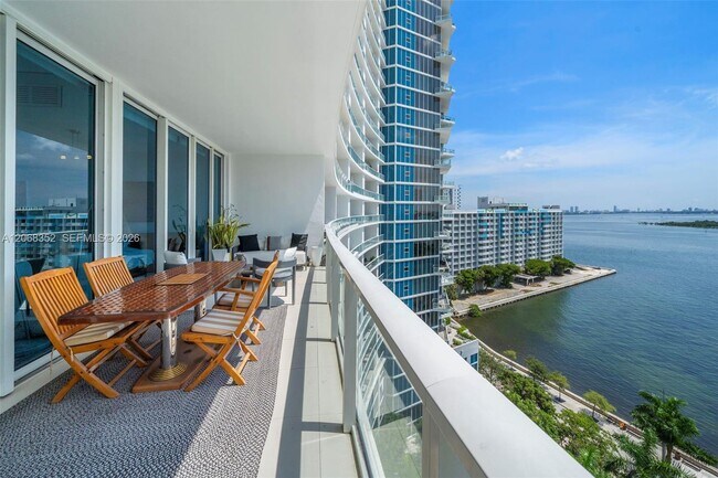 Photo - 2020 N Bayshore Dr Unit 1407