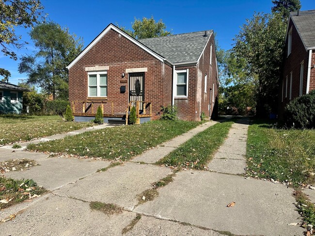 Photo - Beautiful Brick Bungalow