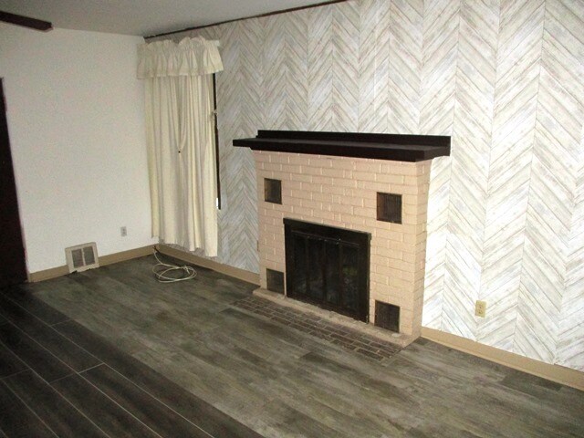 Photo - 502 E Willow St