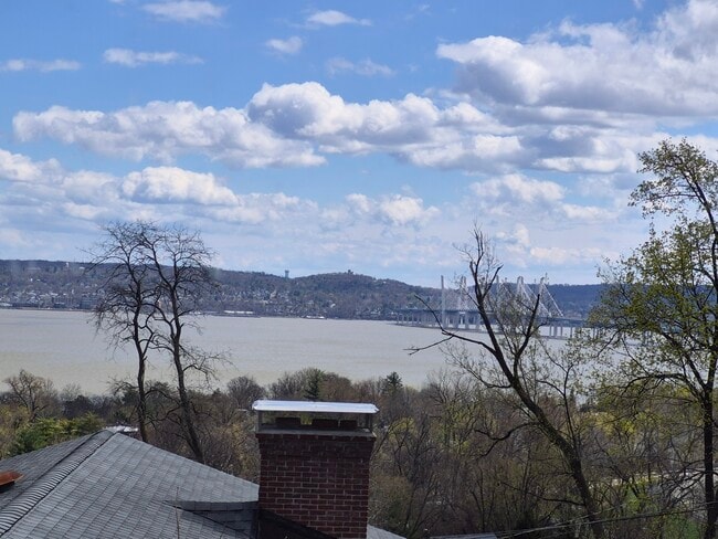 Photo - 27 Oakwood Dr