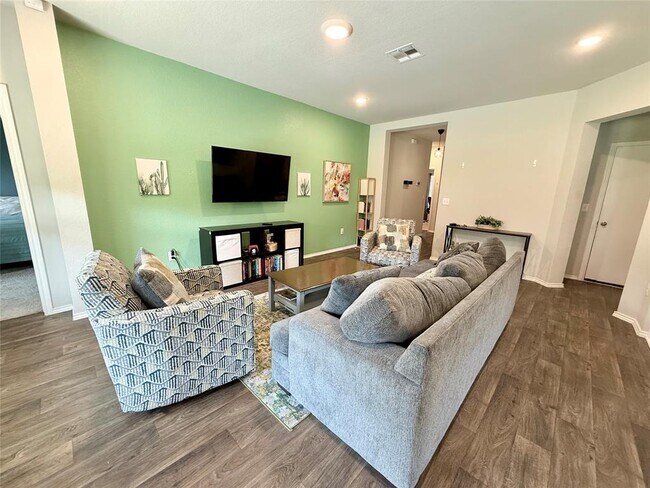 Photo - 6013 Brocade Dr