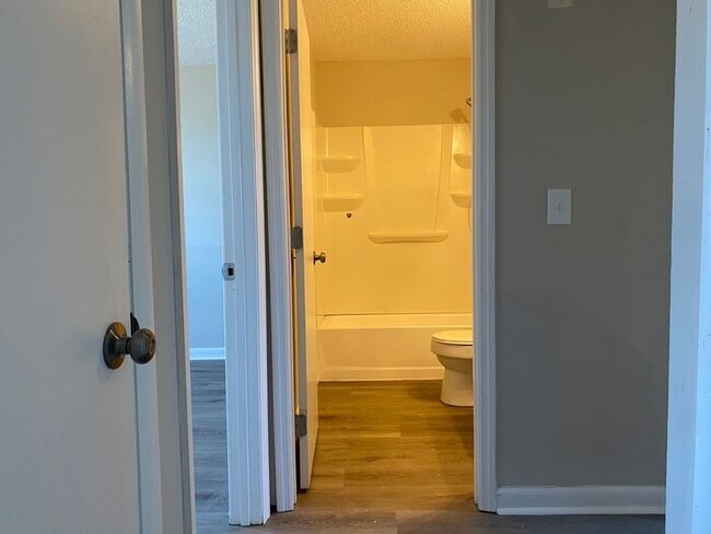 Photo - Renovated East Nash Duplex!