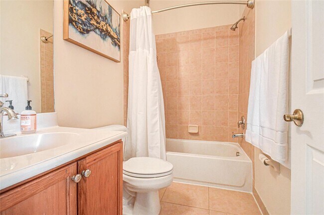 Photo - 1061 NW 18th Ave Casa