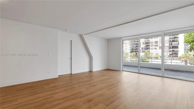 Photo - 555 NE 34th St Unit 1004