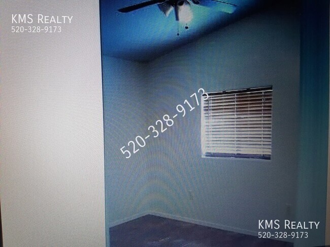 Photo - 150 W 34th St