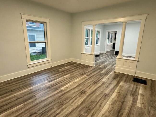 Photo - 1126 N Morrison St