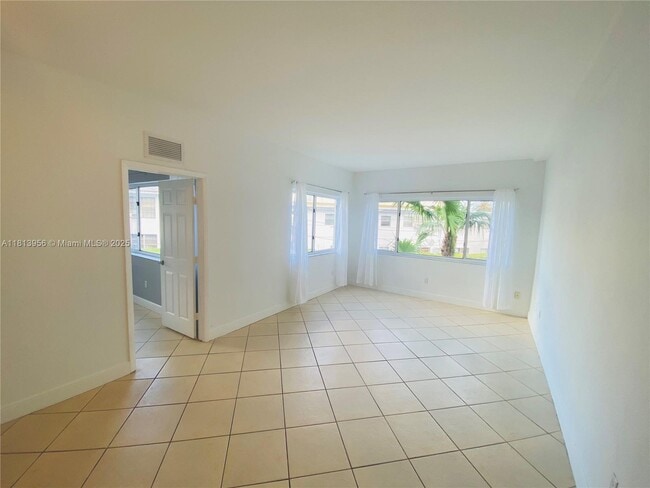 Photo - 1185 Marseille Dr Unit 205