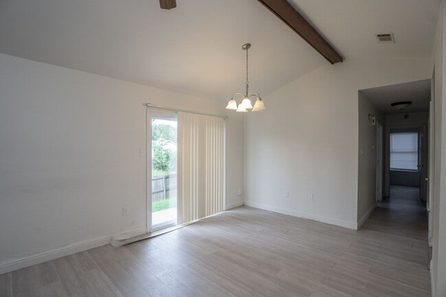 Photo - 3 bedroom house in quiet West Little Rock neighborhood